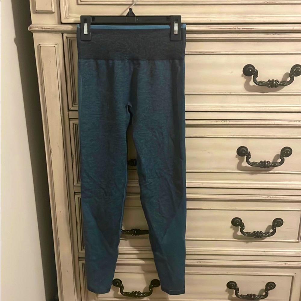 VS PINK leggings
